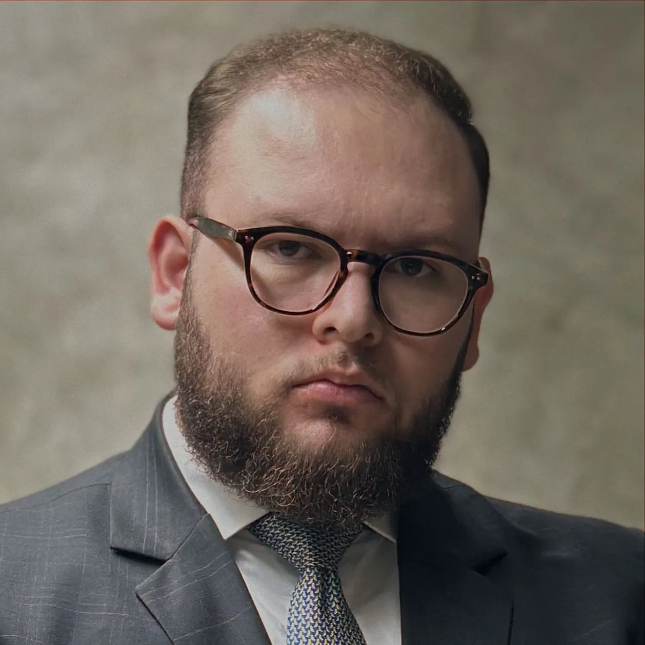 Dr. Renan Roa — Advogado Criminal